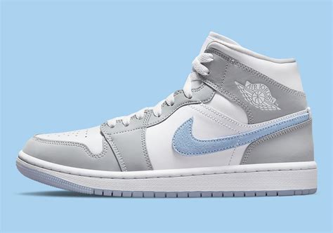 nike jordans mid dames|air jordan 1 mid women's.